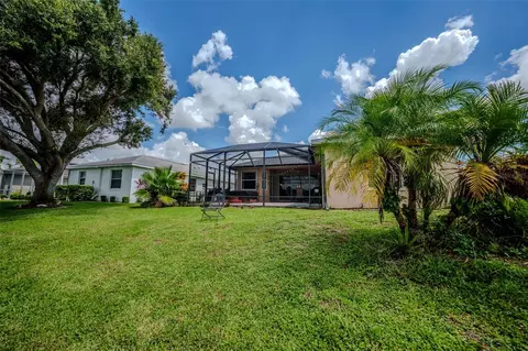 Exterior - 4722 78th Ct E, Bradenton, FL 34203 photo 5 of 6