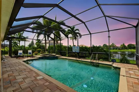 Exterior - 17019 4th Ave E, Bradenton, FL 34212 photo 9 of 18