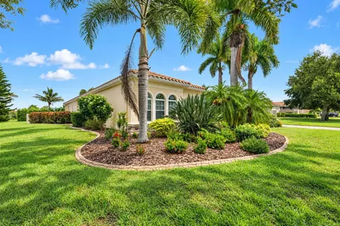 Exterior - 17019 4th Ave E, Bradenton, FL 34212 photo 13 of 18