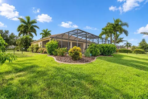 Exterior - 17019 4th Ave E, Bradenton, FL 34212 photo 12 of 18