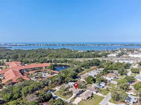 View/Area - 7780 Wright Ave, Sarasota, FL 34231 photo 1 of 2