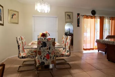Dining - 4219 2nd Ave E, Bradenton, FL 34208 photo 1 of 1