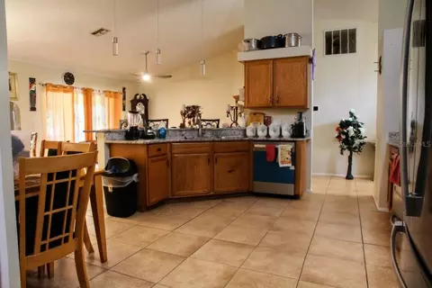 Kitchen - 4219 2nd Ave E, Bradenton, FL 34208 photo 1 of 2