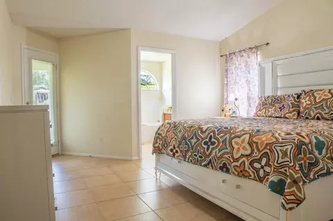Bedroom - 4219 2nd Ave E, Bradenton, FL 34208 photo 2 of 3