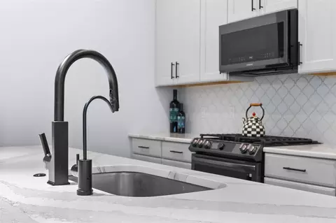 Kitchen - 12743 Rainwashed Loop, Parrish, FL 34219 photo 5 of 5