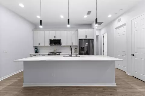 Kitchen - 12743 Rainwashed Loop, Parrish, FL 34219 photo 2 of 5