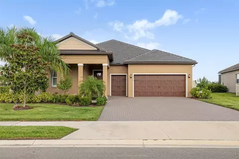 Exterior - 12338 Violet Jasper Dr, Parrish, FL 34219 photo 3 of 16