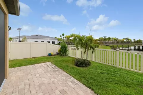 Exterior - 12338 Violet Jasper Dr, Parrish, FL 34219 photo 11 of 16