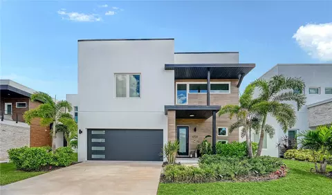 4726 Rivetta Ct, Sarasota, FL 34231