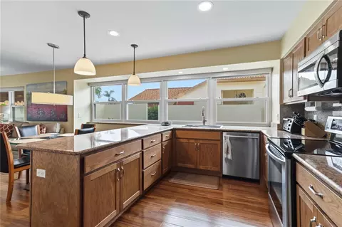 Kitchen - 4712 Peridia Blvd E, Bradenton, FL 34203 photo 2 of 5