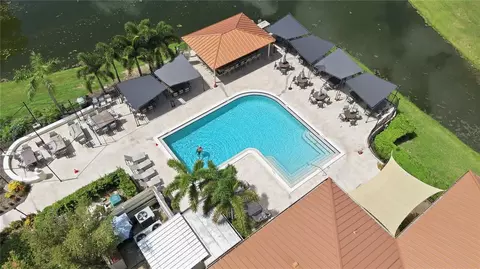 Exterior - 4712 Peridia Blvd E, Bradenton, FL 34203 photo 12 of 13