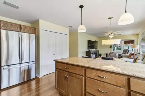 Kitchen - 4712 Peridia Blvd E, Bradenton, FL 34203 photo 4 of 5