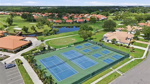 View/Area - 4712 Peridia Blvd E, Bradenton, FL 34203 photo 9 of 12