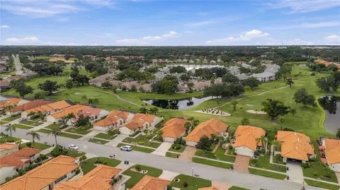 View/Area - 4712 Peridia Blvd E, Bradenton, FL 34203 photo 5 of 12