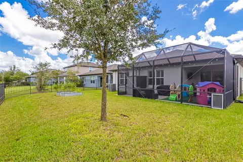 Exterior - 8522 Abalone Loop, Parrish, FL 34219 photo 6 of 14