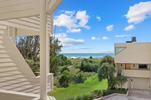 548 Beach Rd #A, Sarasota, FL 34242