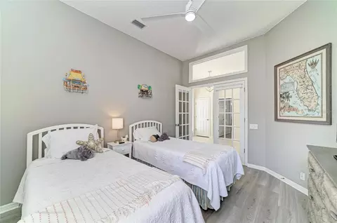 Bedroom - 4727 Compass Dr, Bradenton, FL 34208 photo 5 of 7