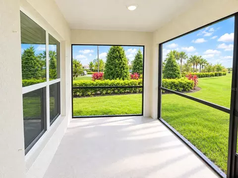 Exterior - 11904 Mountain Island Trl, Parrish, FL 34219 photo 3 of 5