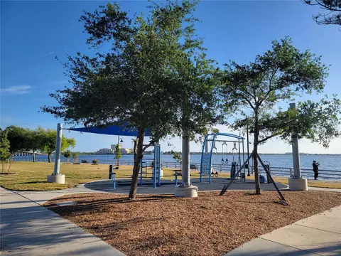 View/Area - 516 1st Ave E, Bradenton, FL 34208 photo 9 of 15
