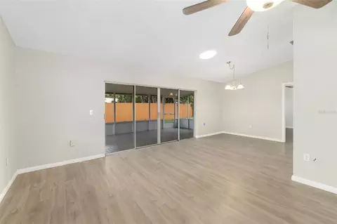 Living - 3905 Sandpointe Dr, Bradenton, FL 34205 photo 4 of 9