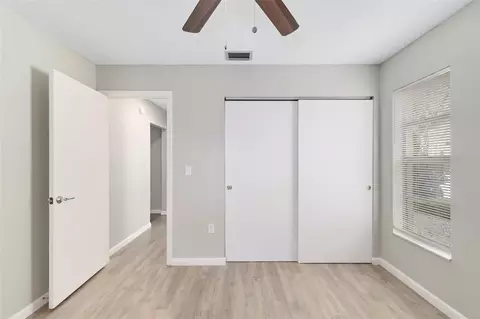 Bedroom - 3905 Sandpointe Dr, Bradenton, FL 34205 photo 5 of 5