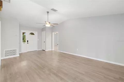 Living - 3905 Sandpointe Dr, Bradenton, FL 34205 photo 6 of 9