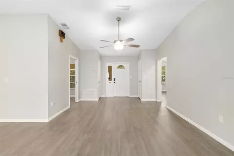 Living - 3905 Sandpointe Dr, Bradenton, FL 34205 photo 2 of 9