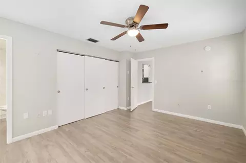 Bedroom - 3905 Sandpointe Dr, Bradenton, FL 34205 photo 2 of 5