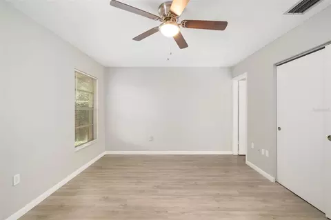 Bedroom - 3905 Sandpointe Dr, Bradenton, FL 34205 photo 1 of 5