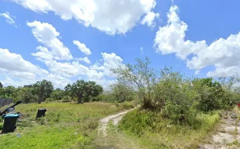 896 Laika Rd SW, Palm Bay, FL 32908