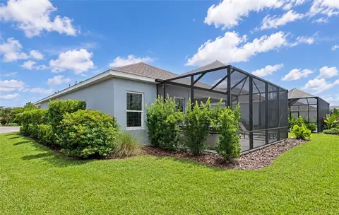 Exterior - 4715 Canoe Creek Ave, Parrish, FL 34219 photo 11 of 20
