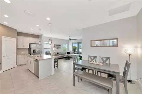 Dining - 4715 Canoe Creek Ave, Parrish, FL 34219 photo 3 of 3