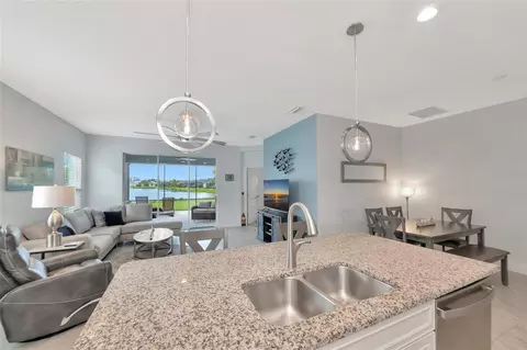 Kitchen - 4715 Canoe Creek Ave, Parrish, FL 34219 photo 5 of 9