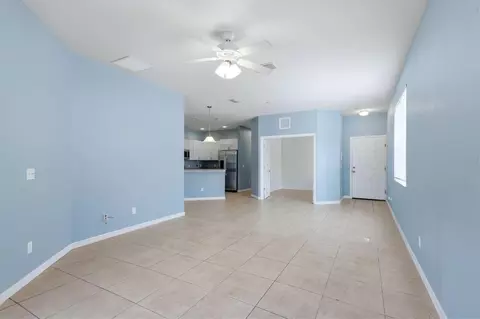 Living - 11954 Tempest Harbor Loop, Venice, FL 34292 photo 4 of 5