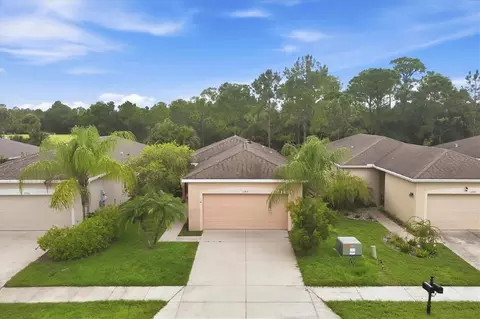 View/Area - 11954 Tempest Harbor Loop, Venice, FL 34292 photo 3 of 19