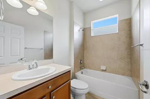 Bath - 11954 Tempest Harbor Loop, Venice, FL 34292 photo 2 of 2