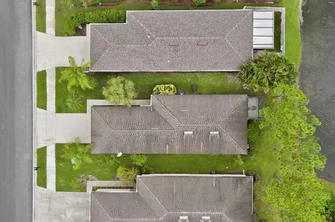 View/Area - 11954 Tempest Harbor Loop, Venice, FL 34292 photo 7 of 19