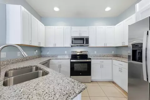 Kitchen - 11954 Tempest Harbor Loop, Venice, FL 34292 photo 1 of 5