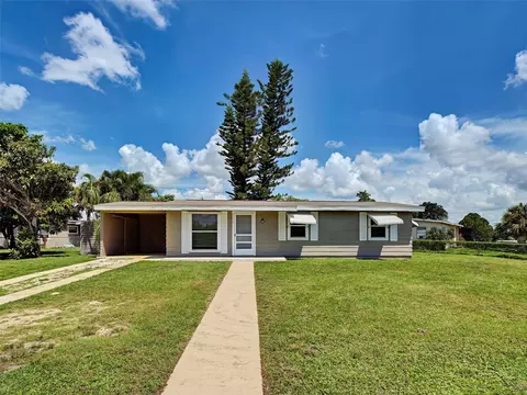 2150 Conway Blvd, Port Charlotte, FL 33952