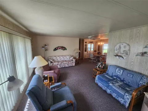 Living - 808 53rd Ave E #234, Bradenton, FL 34203 photo 3 of 3