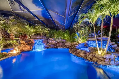 Exterior - 11432 Savannah Lakes Dr, Parrish, FL 34219 photo 6 of 24