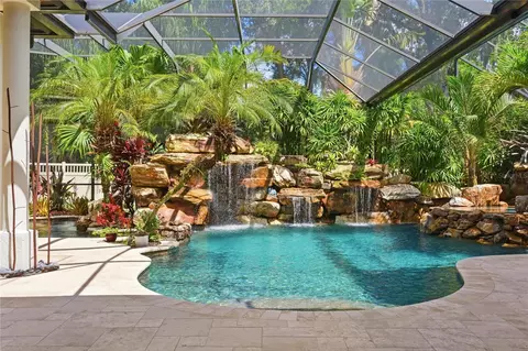 Exterior - 11432 Savannah Lakes Dr, Parrish, FL 34219 photo 7 of 24