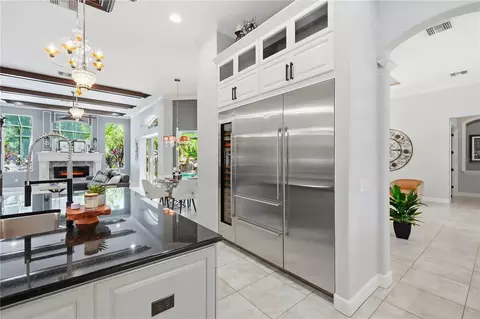 Kitchen - 11432 Savannah Lakes Dr, Parrish, FL 34219 photo 8 of 11