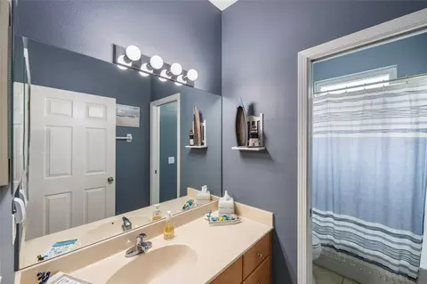Bath - 12274 23rd St E, Parrish, FL 34219 photo 1 of 6