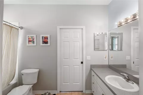 Bath - 12274 23rd St E, Parrish, FL 34219 photo 4 of 6