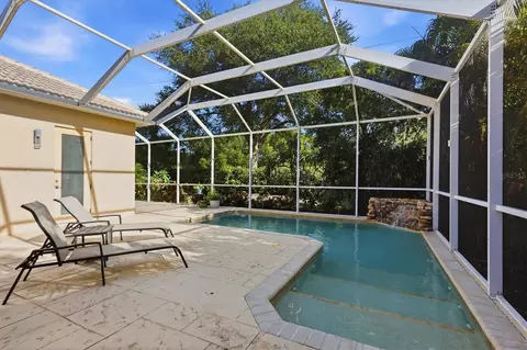 Exterior - 6919 67th Ter E, Bradenton, FL 34203 photo 5 of 6