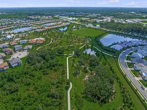 View/Area - 11504 Apple Tree Cir, Bradenton, FL 34211 photo 10 of 15