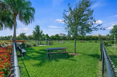 View/Area - 11504 Apple Tree Cir, Bradenton, FL 34211 photo 9 of 15