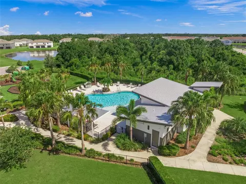 View/Area - 11504 Apple Tree Cir, Bradenton, FL 34211 photo 4 of 15
