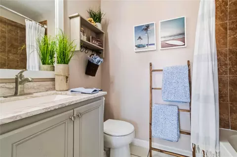 Bath - 8811 White Sage Loop, Bradenton, FL 34202 photo 2 of 2